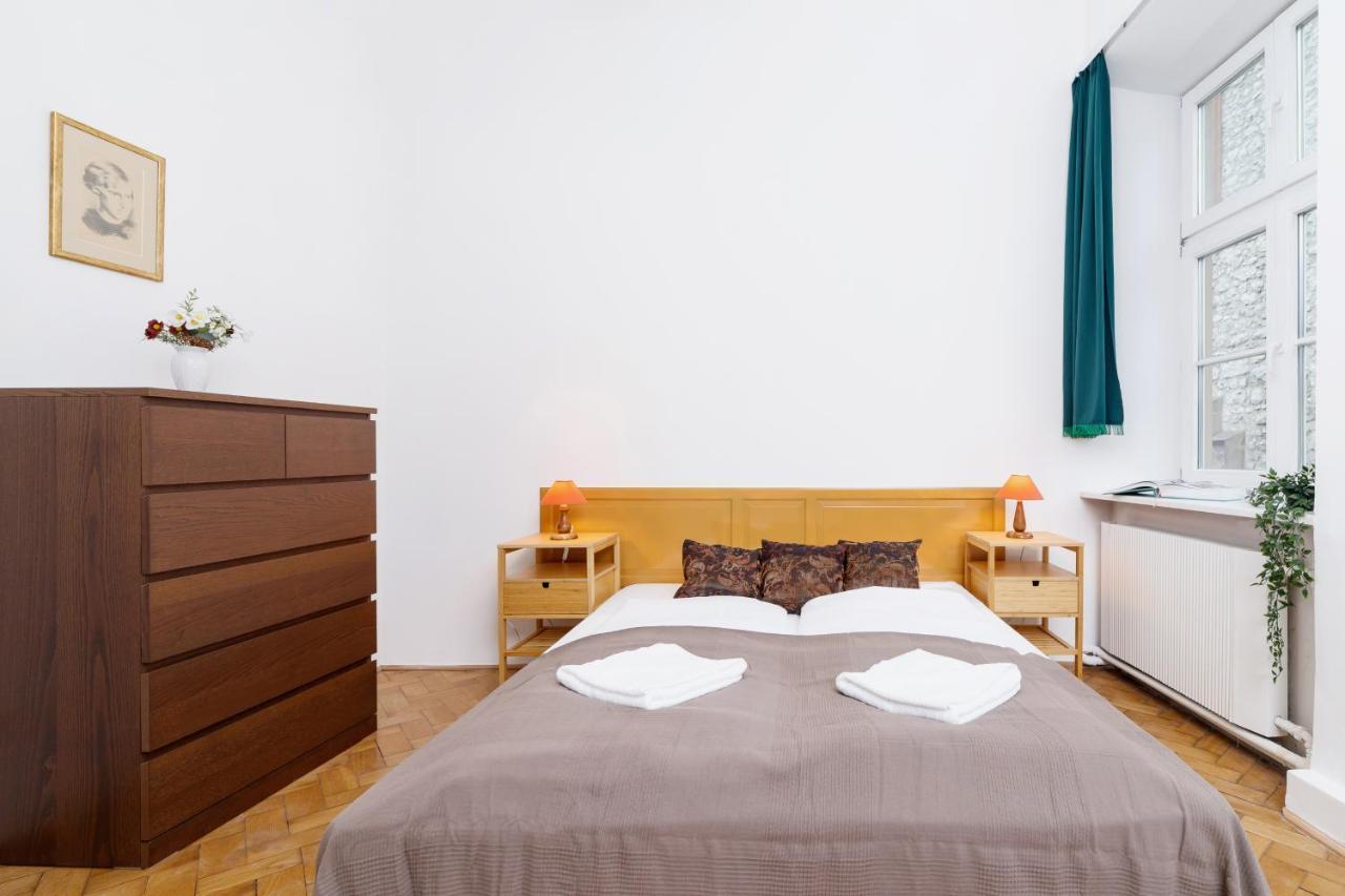 Apartment Pijarska Krakow By Noclegi Renters 外观 照片