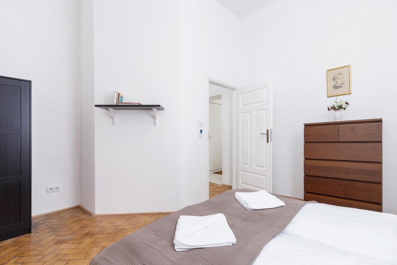 Apartment Pijarska Krakow By Noclegi Renters 外观 照片