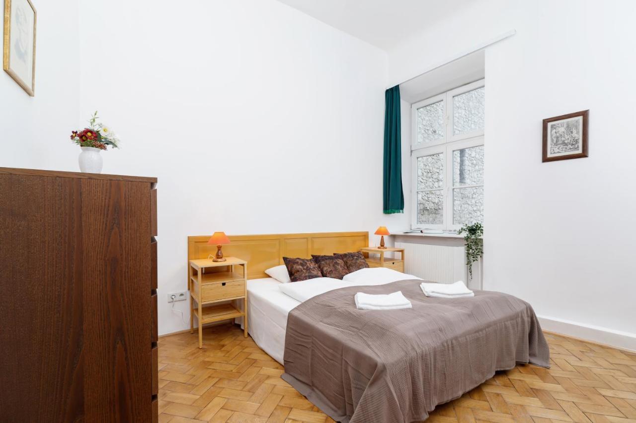 Apartment Pijarska Krakow By Noclegi Renters 外观 照片
